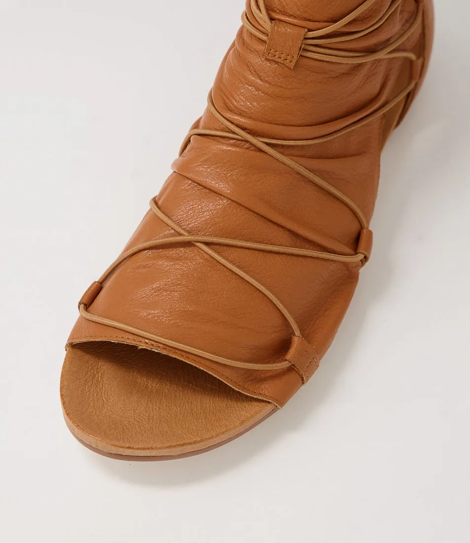 DJANGO & JULIETTE Javi Lrg Scotch Leather Sandals