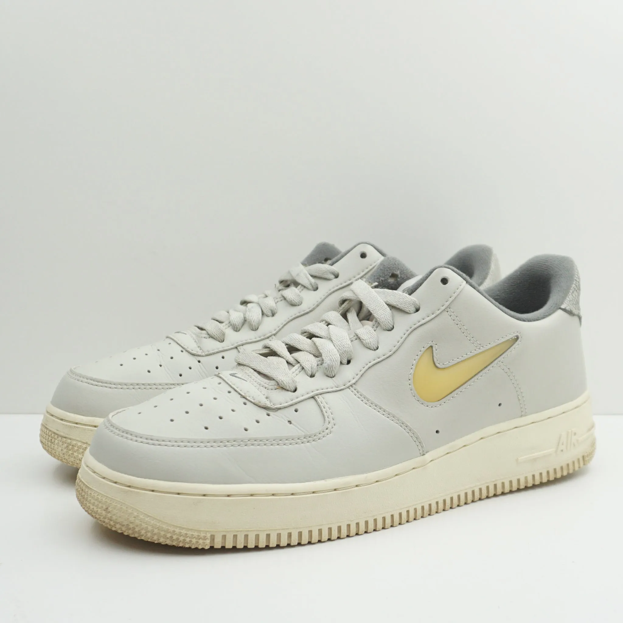 Nike Air Force 1 Low '07 Jewel Light Bone Coconut Milk