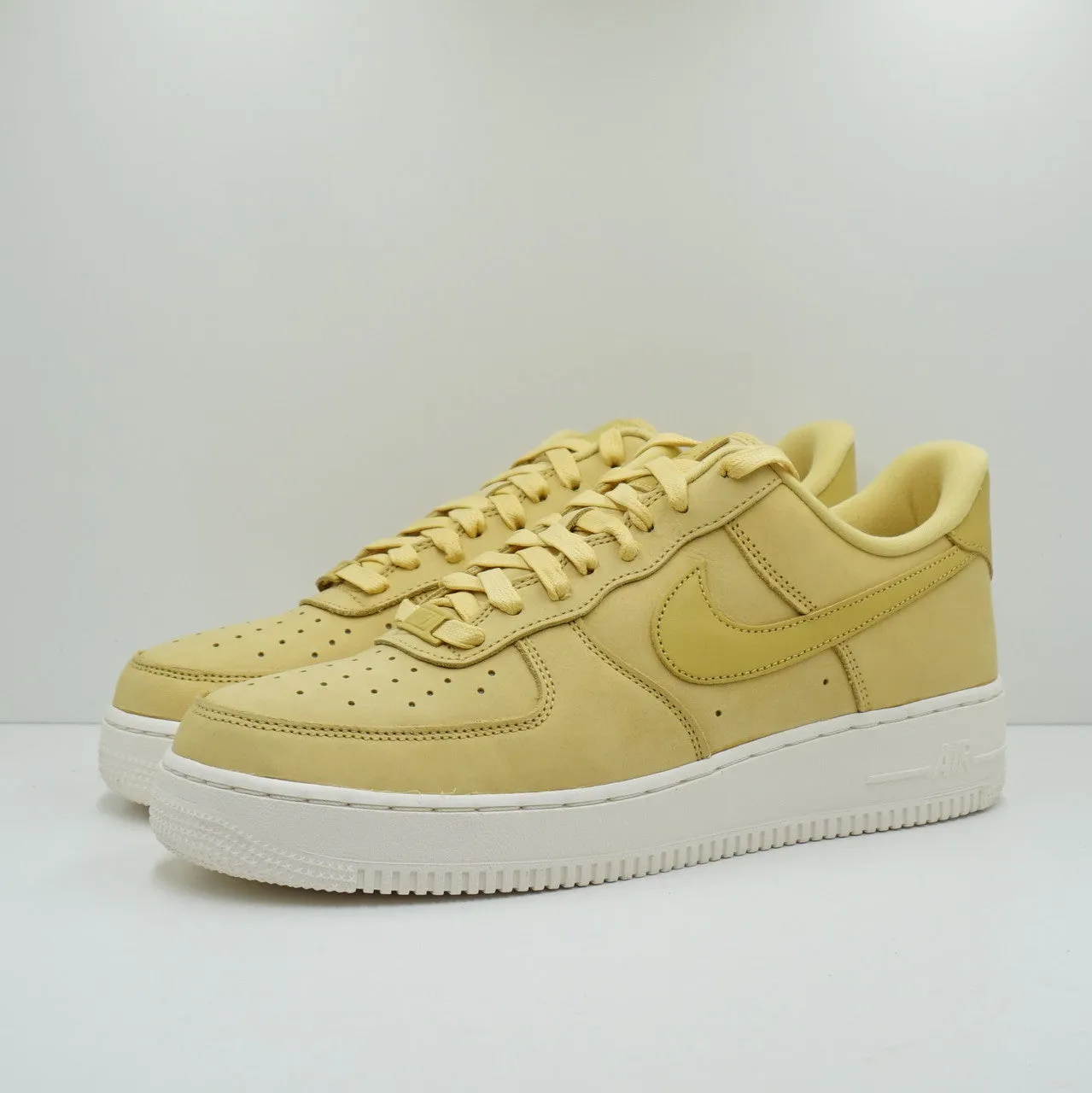 Nike Air Force 1 Low Premium Saturn Gold (W)