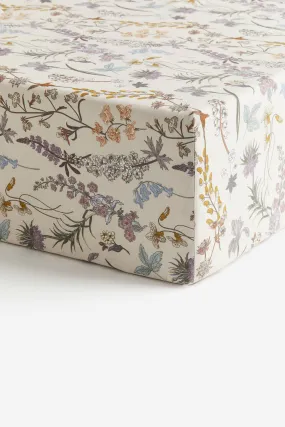 Patterned cotton fitted sheet - Light beige/Floral - Home All | H&M GB