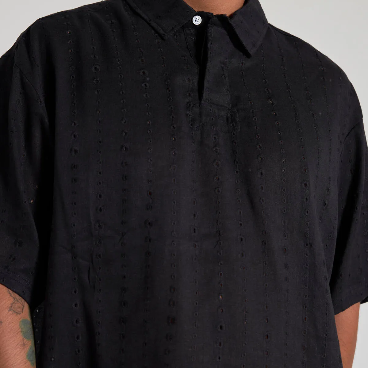 PLEASURES CLARITY WOVEN POLO - BLACK